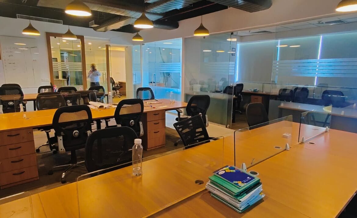 Splendor Spectrum One Workspace